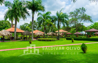 Adquiere tu solar y construye la villa de tus sueños