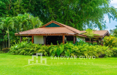 Adquiere tu solar y construye la villa de tus sueños